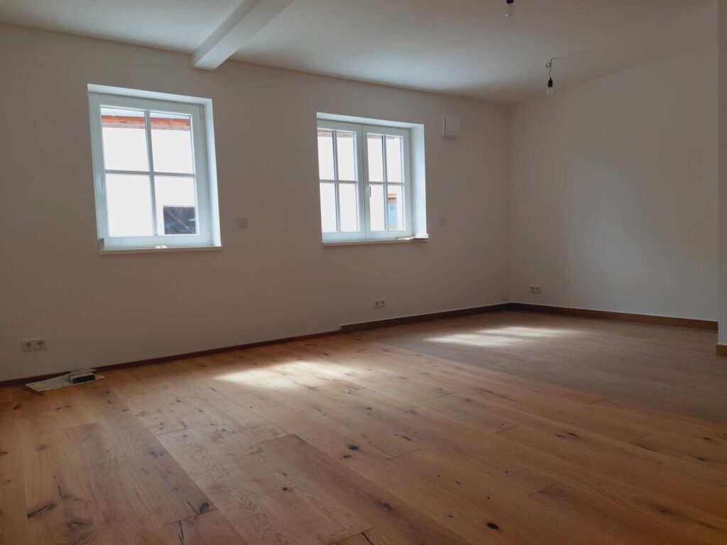 2 Wohnzimmer